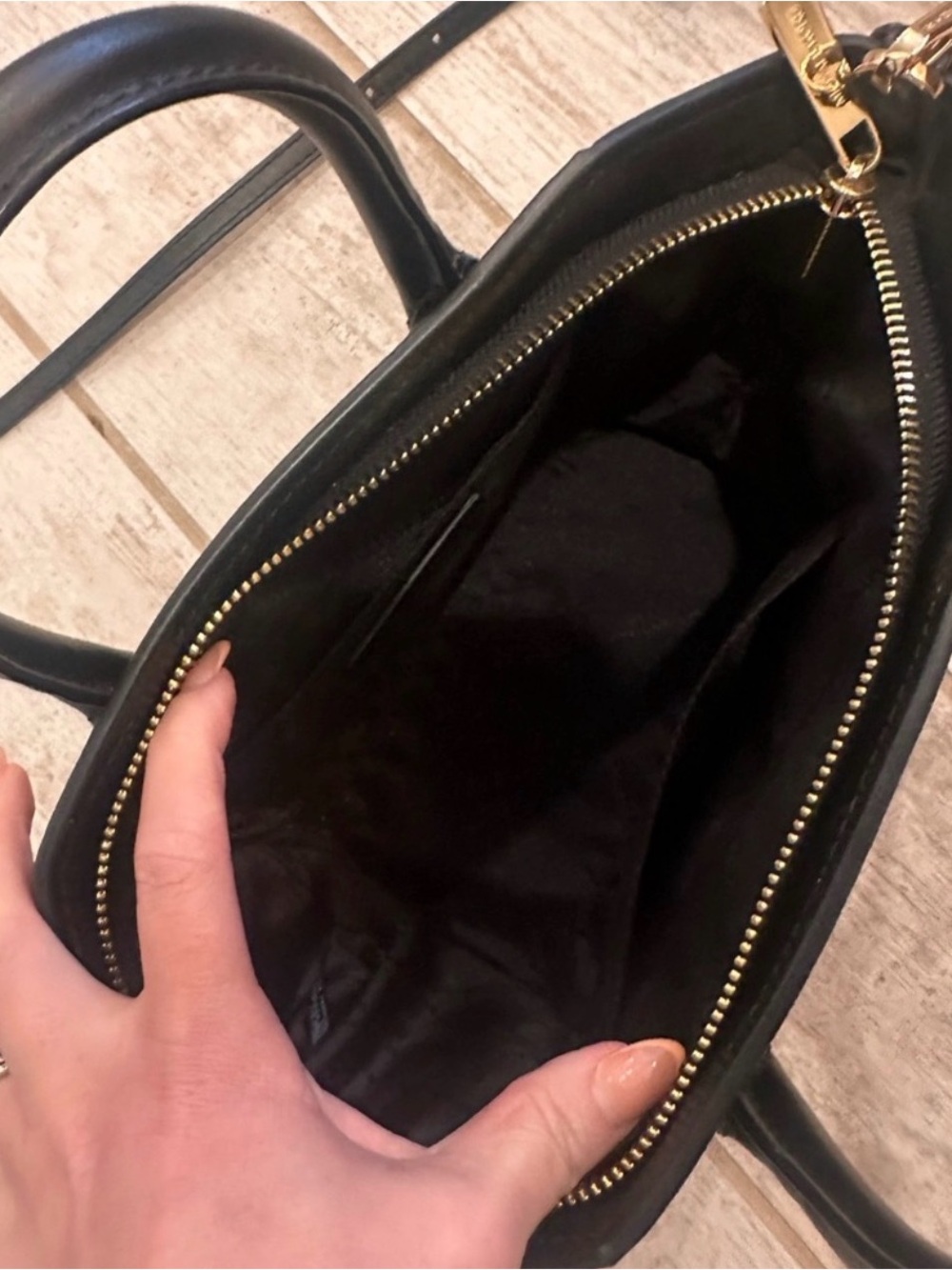 MICHAEL KORS Avril  Black Leather  Satchel with Gold Accents NWOT - Picture 4 of 4